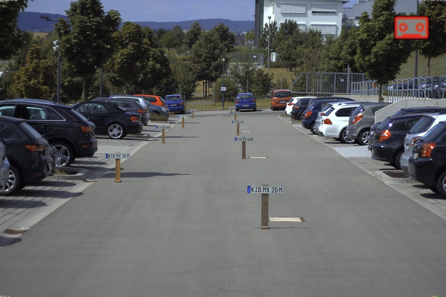 Mobotix MX-B237 Distant Telephoto (15°) HD Lens For 5/6 MP Cameras 4 Mobotix MX-B237 Distant Telephoto (15°) HD Lens For 5/6 MP Cameras - Image 2