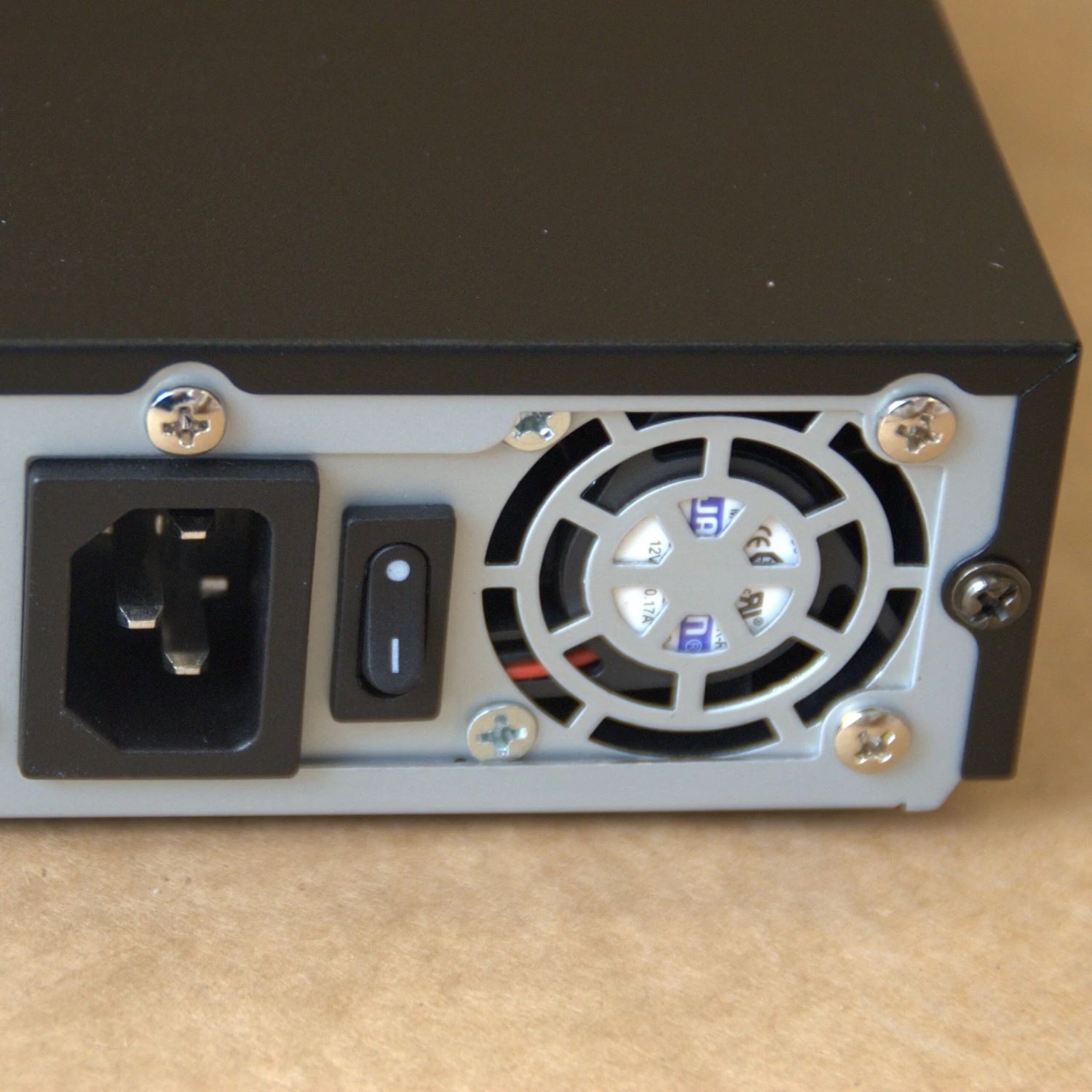 Hikvision DS-7608NI-K2-8P | 8 Channel Network Video Recorder 8 Hikvision DS-7608NI-K2-8P | 8 Channel Network Video Recorder - Image 6