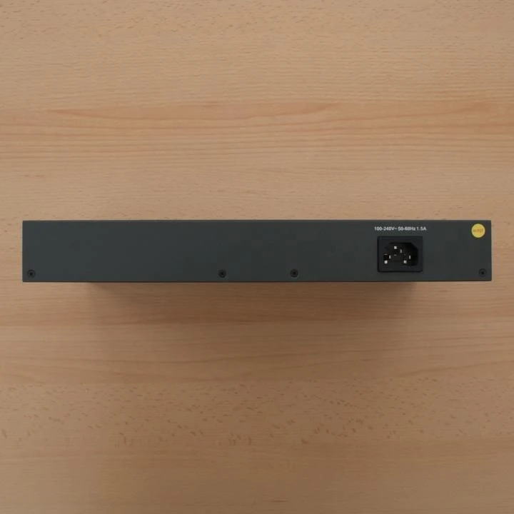 SMC GS8P 8-Port Gigabit POE Switch 9 SMC GS8P 8-Port Gigabit POE Switch - Image 7